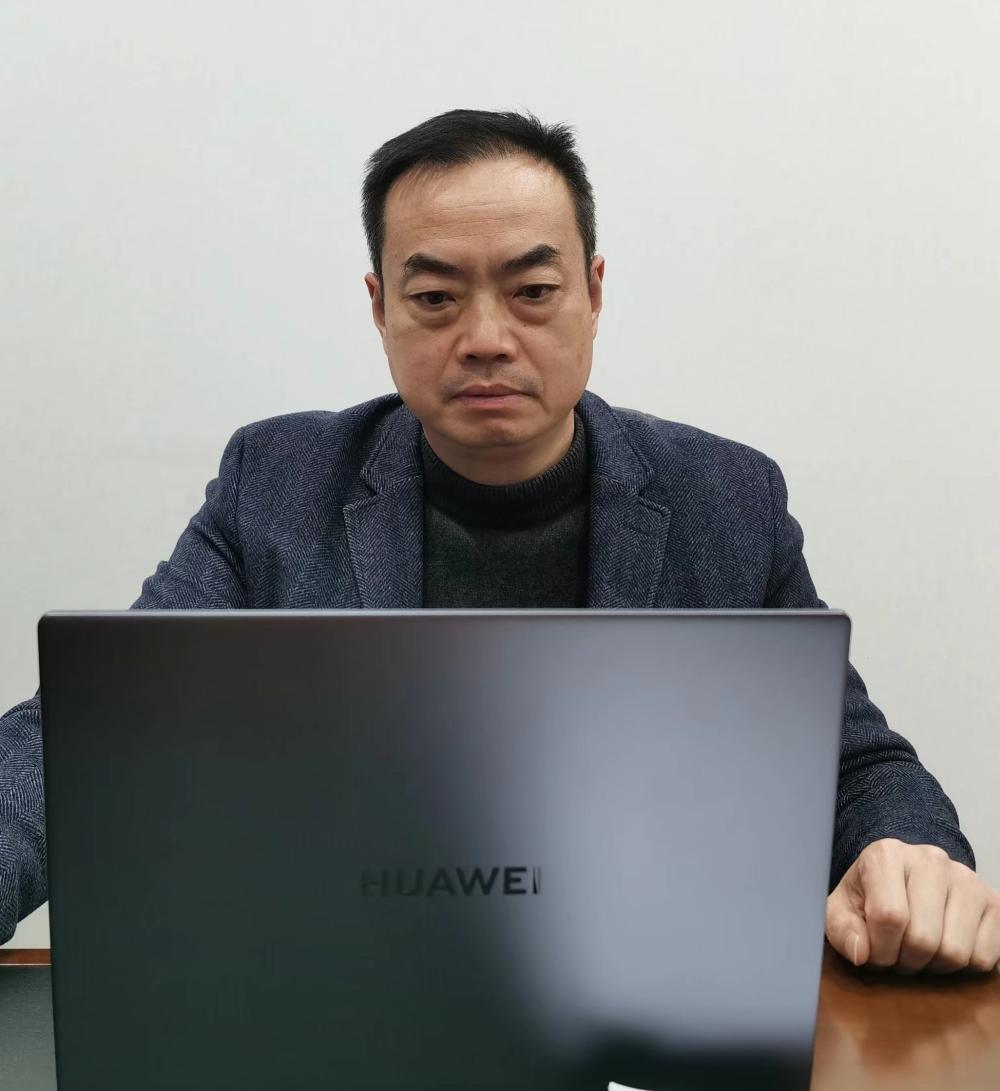 hahabet星辰大海官方网站-妄想从这里起头
